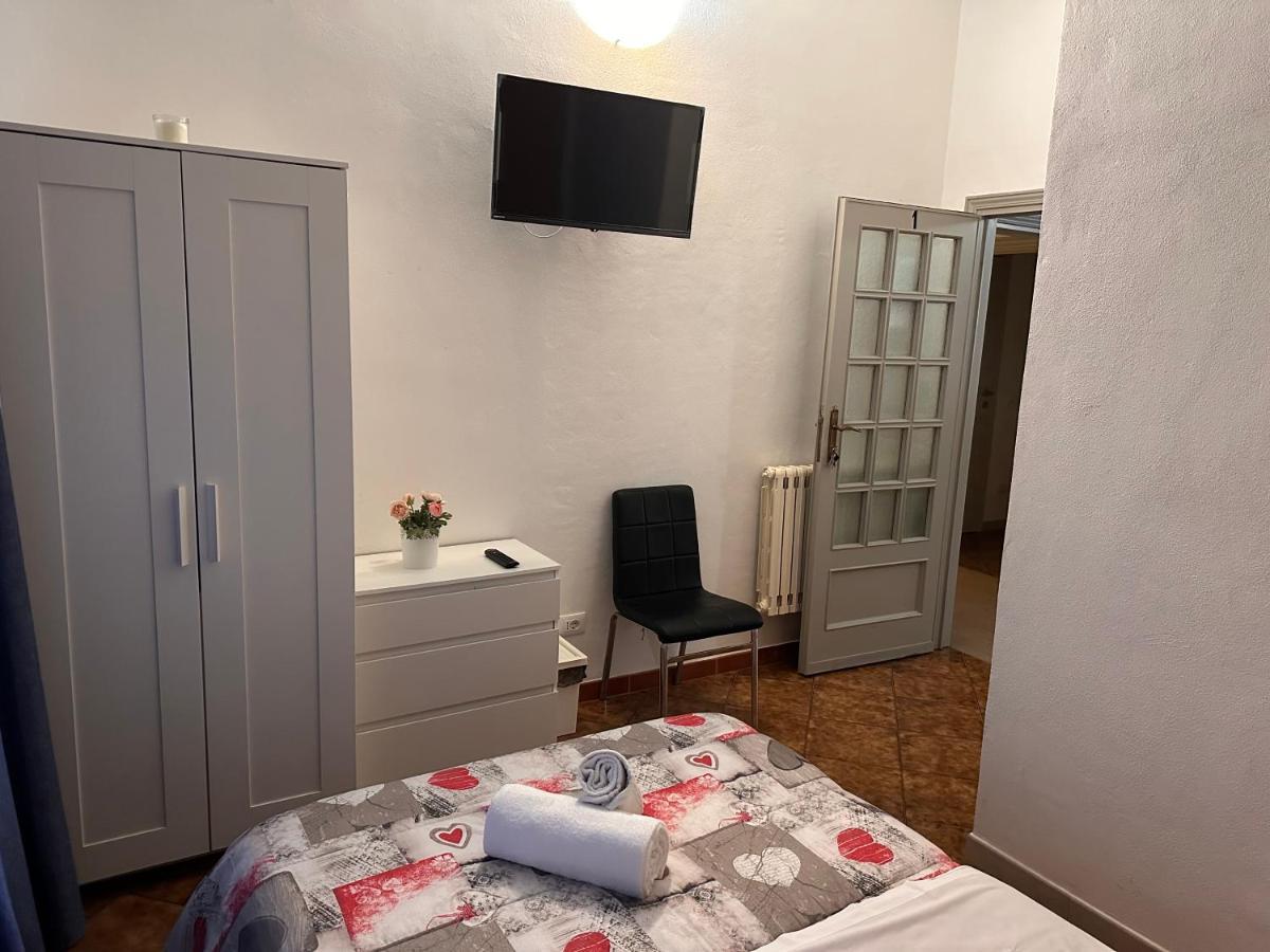 Crown Guest House Pise Extérieur photo