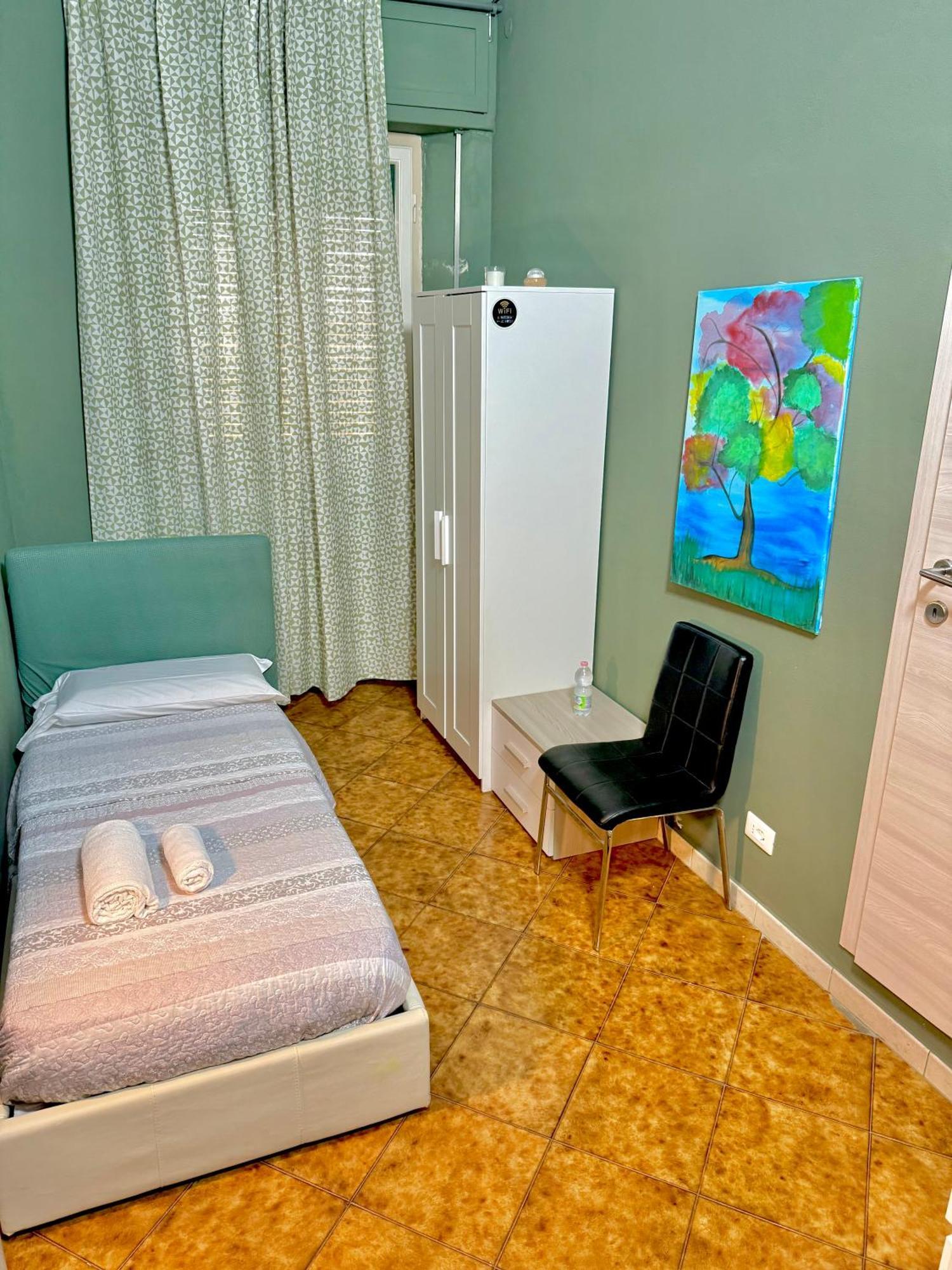 Crown Guest House Pise Extérieur photo